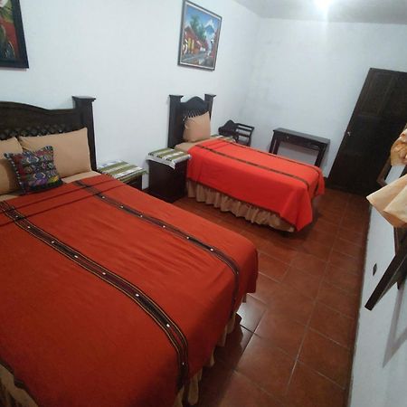 Francisco'S Rest House Hotel Antigua Rom bilde